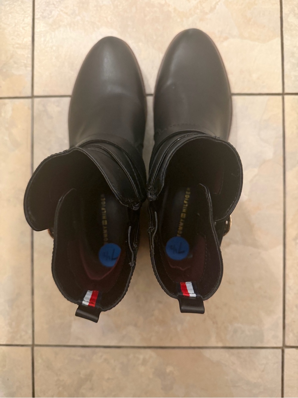 Tommy Hilfiger Men’s Black Chukka Boots with Signature Heel Tab